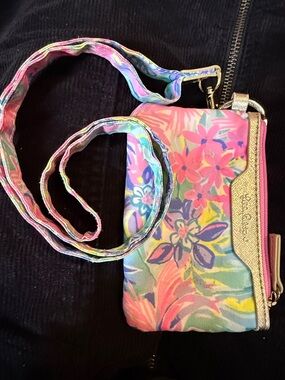 Lilly Pulitzer Multicolor Floral Crossbody Wristlet in Pink and Aqua